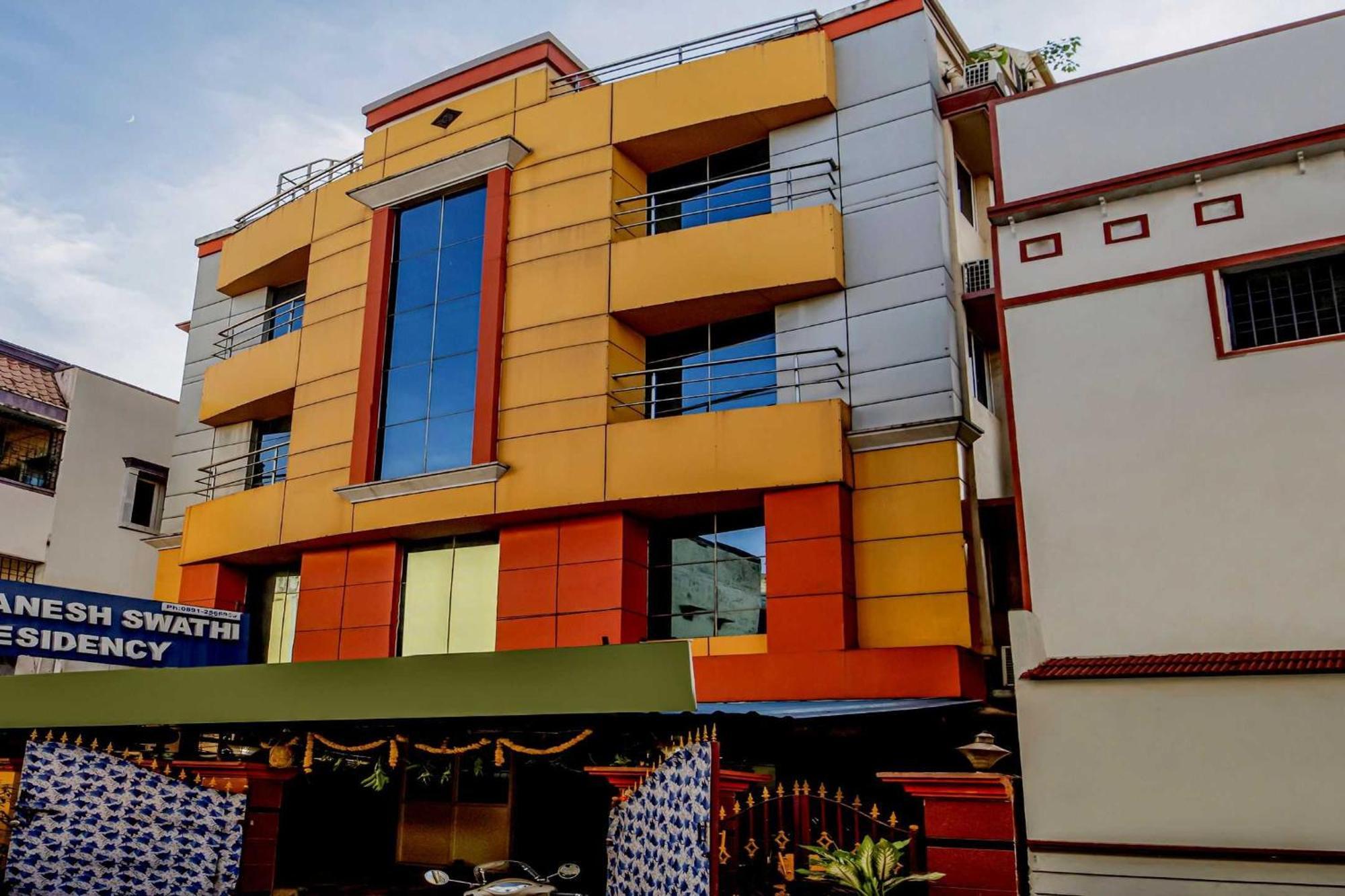 Hotel SPOT ON 76264 Sgs Residency Visakhapatnam Exterior foto