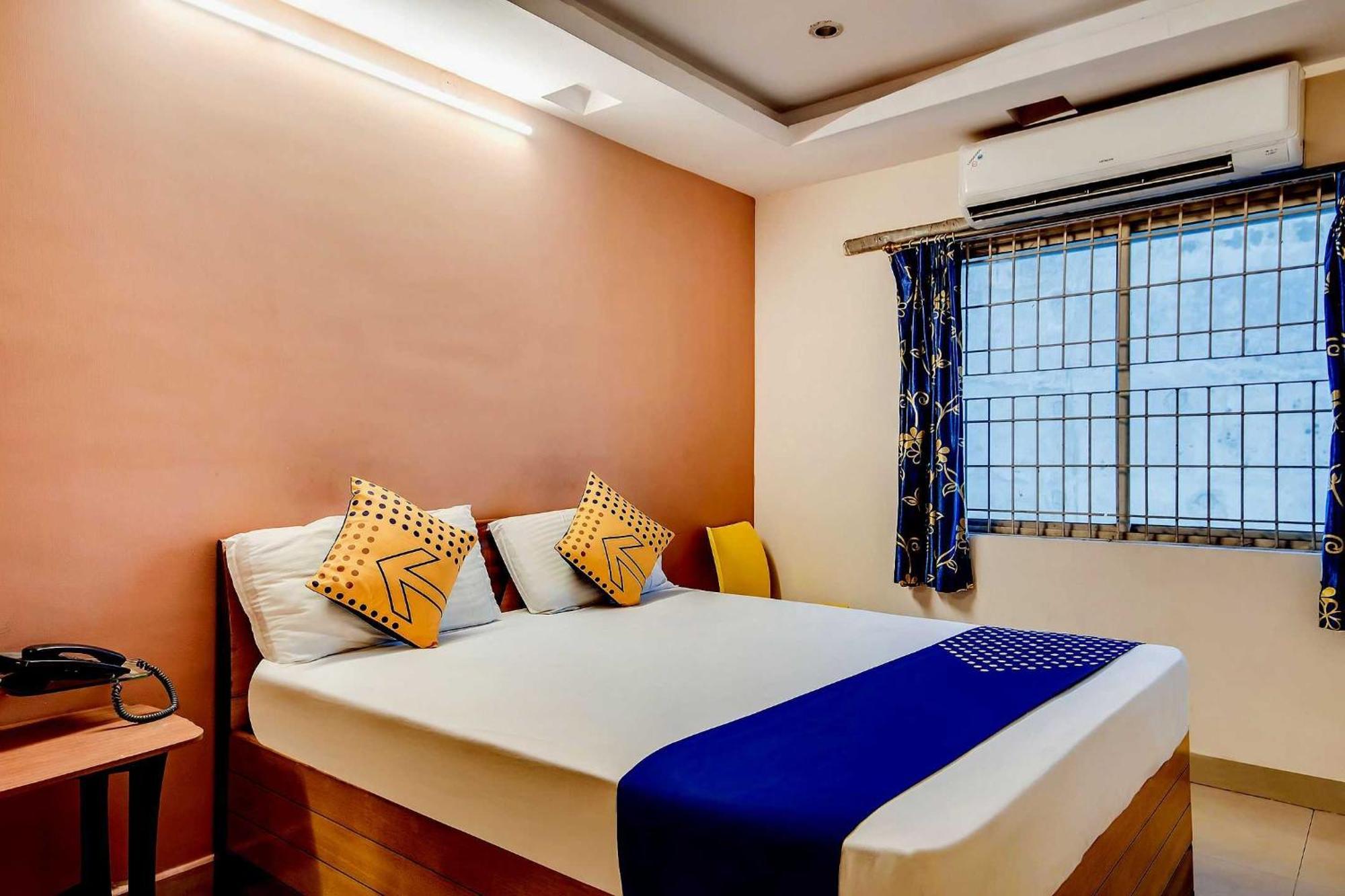 Hotel SPOT ON 76264 Sgs Residency Visakhapatnam Exterior foto