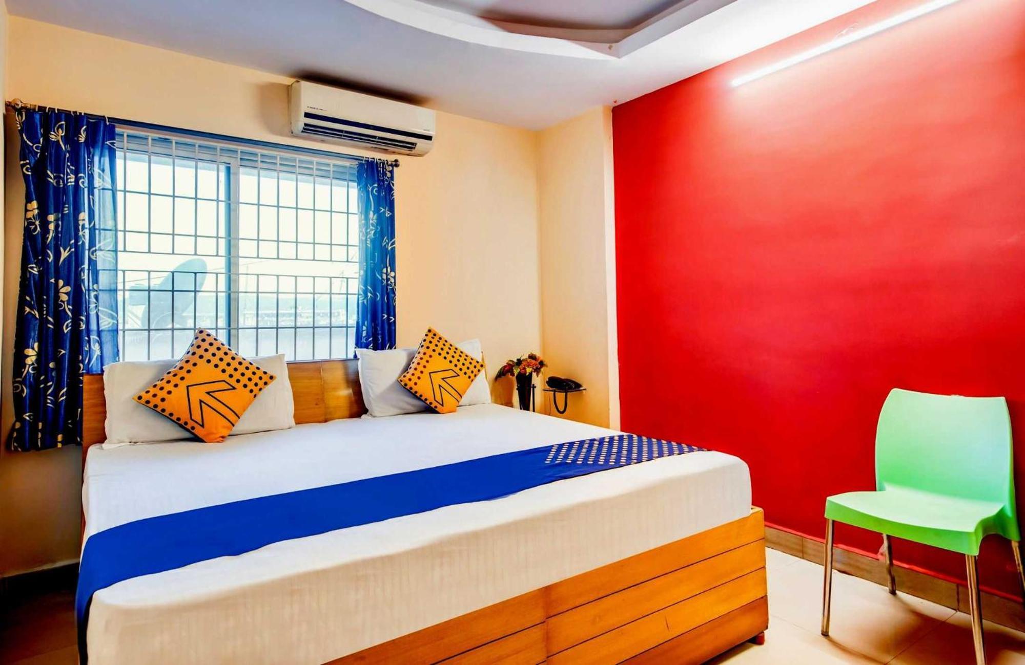 Hotel SPOT ON 76264 Sgs Residency Visakhapatnam Exterior foto