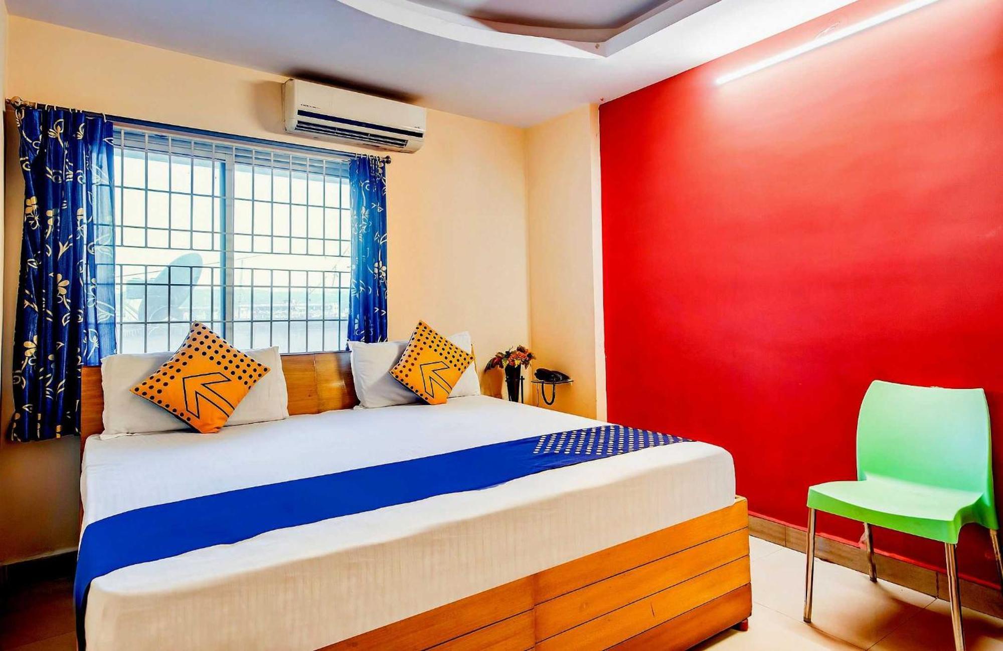 Hotel SPOT ON 76264 Sgs Residency Visakhapatnam Exterior foto