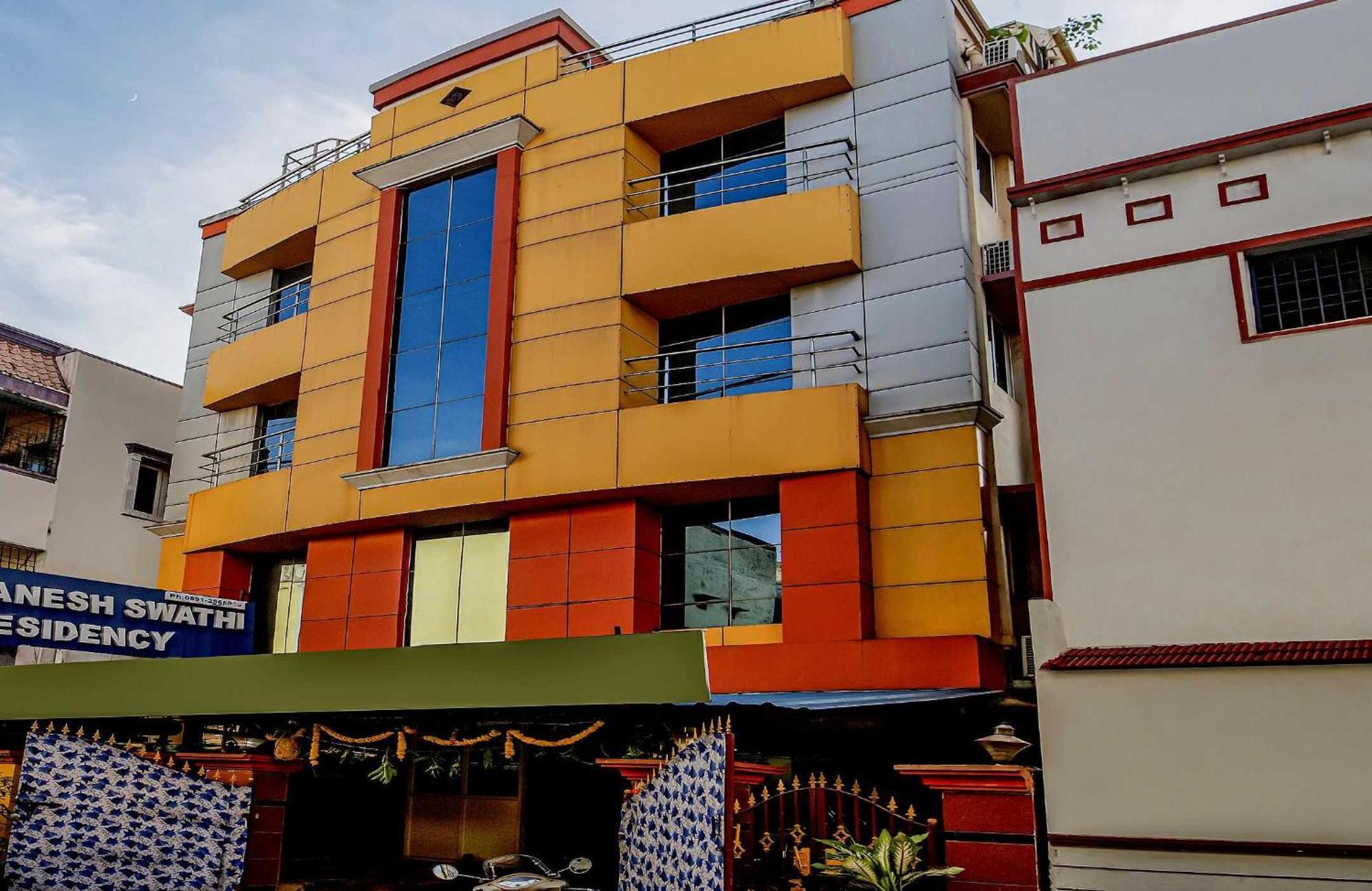 Hotel SPOT ON 76264 Sgs Residency Visakhapatnam Exterior foto